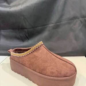 BROWN FUR PLATFORM FUR Line SLIPPERS